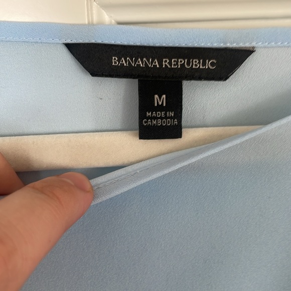 Banana Republic Long Sleeve Blouse - Picture 2 of 5